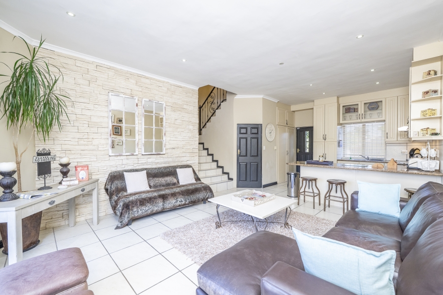 7 Bedroom Property for Sale in Eversdal Western Cape